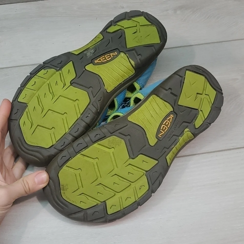 Keen Mens Outdoor Hiking Comfort Sandals shoes sz 5